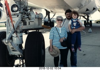 14 102. airport show - Gloria Rosenberg + Mike + Antonia Bird