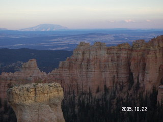 Bryce Canyon -- Navajo Mountain around sunset