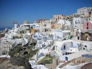 2006 eclipse trip -- Santorini shopping stop -- cave house