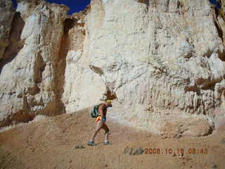 Bryce Canyon -- Peek-a-boo loop -- Adam