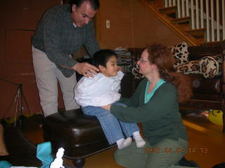 2004-Gaby in Papi's chair