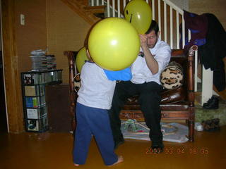 Gaby's fourth birthday - Jenny, Eric, Gaby -- balloons