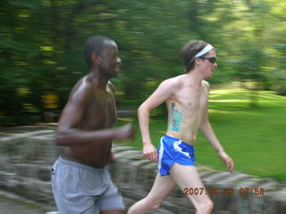 CHS-XC-2007 - runners at stone bridge