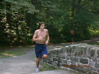 CHS-XC-2007 - runner at stone bridge