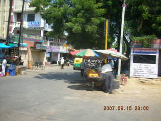 27 69e. on the way to Agra