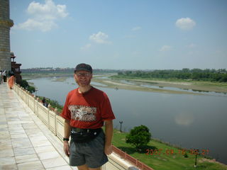 92 69e. Taj Mahal - Yamuna River - Adam