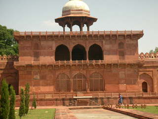 145 69e. Taj Mahal wall area