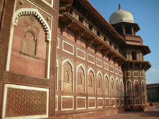 224 69e. Agra Fort