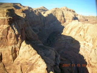 110 6bf. Flying with LaVar Wells - approach canyon to Hidden Splendor (WPT660) - aerial