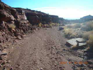 107 6bg. Canyonlands National Park - Lathrop Trail hike