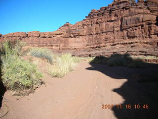 162 6bg. Canyonlands National Park - Lathrop Trail hike