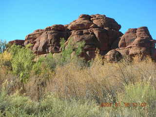 191 6bg. Canyonlands National Park - Lathrop Trail hike