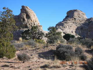347 6bg. Canyonlands National Park - Lathrop Trail hike