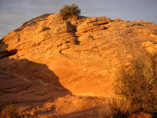 39 6bh. Canyonlands National Park - Mesa Arch dawn