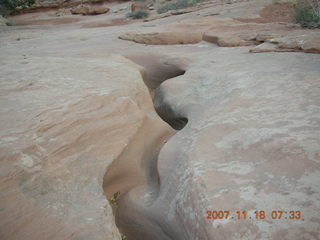27 6bj. Arches National Park - Park Avenue Trail at daybreak