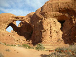 74 6bj. Arches National Park - Double Arch