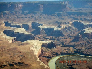 100 6bj. aerial - Canyonlands