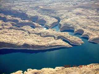 180 6bj. aerial - Lake Powell
