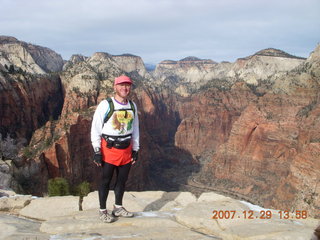78 6cv. Zion National Park - Angels Landing hike - Adam at the top