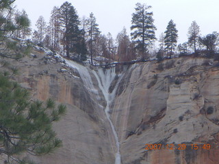 156 6cv. Zion National Park - West Rim trail - ice waterfall