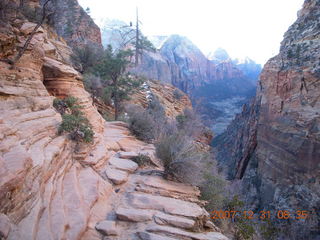 32 6cx. Zion National Park - sunrise Angels Landing hike