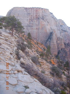 72 6cx. Zion National Park - sunrise Angels Landing hike