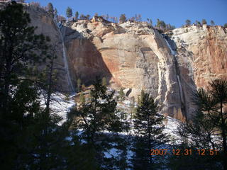 250 6cx. Zion National Park - West Rim hike