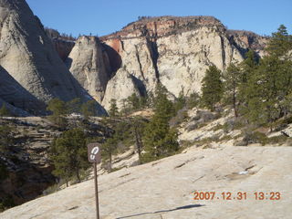 260 6cx. Zion National Park - West Rim hike