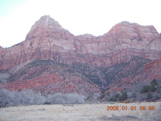 44 6d1. Zion National Park - sunrise Watchman hike
