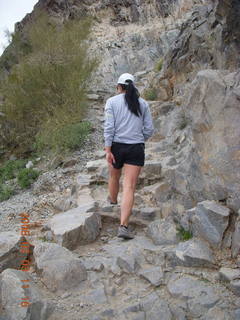 Grand Canyon - Bright Angel trail - Sonia taking a picture