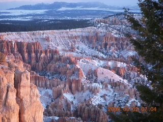 25 6f2. Bryce Canyon - sunrise at Bryce Point
