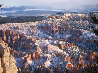59 6f2. Bryce Canyon - sunrise at Bryce Point