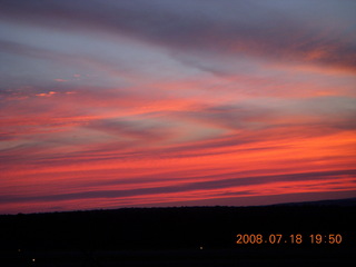 Bryce Canyon - sunset at Bryce Point - glowing horizon