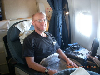 14 6kt. United Airlines first-class seat SFO-PVG - Adam