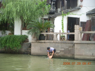 90 6kv. eclipse - Shanghai - Zhu Jia Jiao village - boat ride
