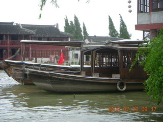 92 6kv. eclipse - Shanghai - Zhu Jia Jiao village - boat ride