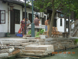 103 6kv. eclipse - Shanghai - Zhu Jia Jiao village - boat ride