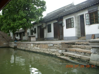 111 6kv. eclipse - Shanghai - Zhu Jia Jiao village - boat ride