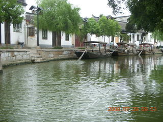 117 6kv. eclipse - Shanghai - Zhu Jia Jiao village - boat ride