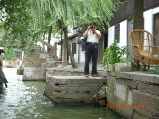 127 6kv. eclipse - Shanghai - Zhu Jia Jiao village - boat ride