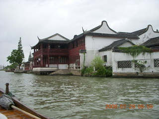 135 6kv. eclipse - Shanghai - Zhu Jia Jiao village - boat ride