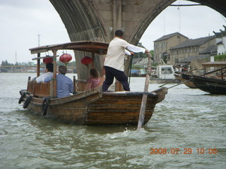140 6kv. eclipse - Shanghai - Zhu Jia Jiao village - boat ride