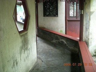 341 6kv. eclipse - Shanghai - Yuyuan Garden tour