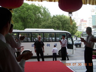110 6kw. eclipse - Jiayugan - VIP greeting at hotel