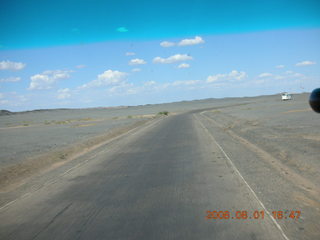 181 6l1. eclipse - Jiayuguan - Gobi Desert