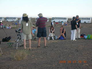 216 6l1. eclipse - Jiayuguan - Gobi Desert - getting ready