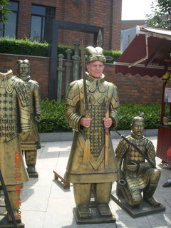 218 6l3. eclipse - Xi'an - Terra Cotta warriors - Robert as warrior