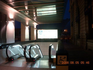 5 6l5. eclipse - Hong Kong morning run