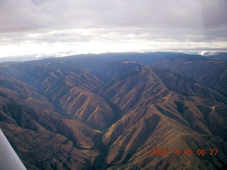 34 6n5. aerial - Washington, Idaho, Oregon flight - Snake River canyon - Hells Canyon