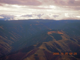 35 6n5. aerial - Washington, Idaho, Oregon flight - Snake River canyon - Hells Canyon